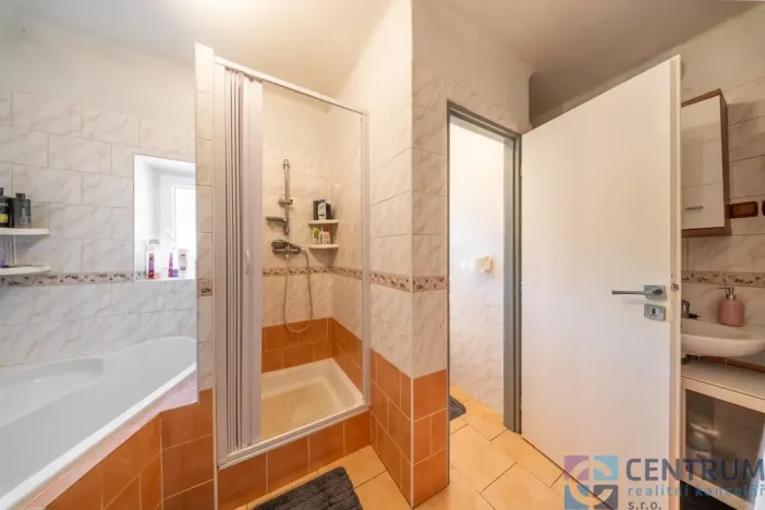 Prodej rodinného domu, Koberovy - Michovka, 243 m2