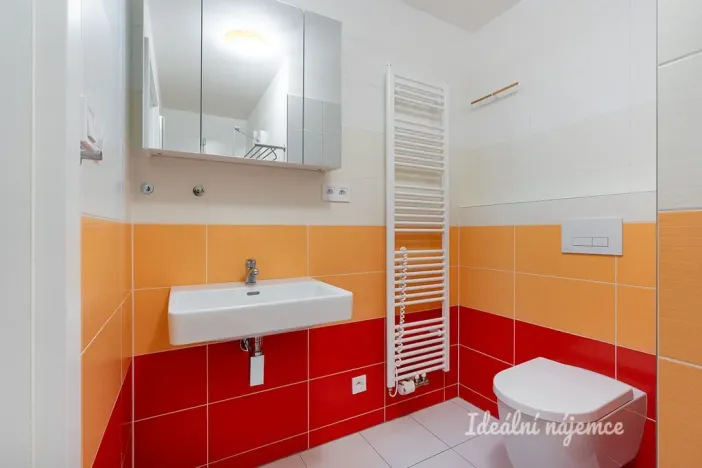 Pronájem bytu 4+kk, Horoměřice, Karla IV., 117 m2