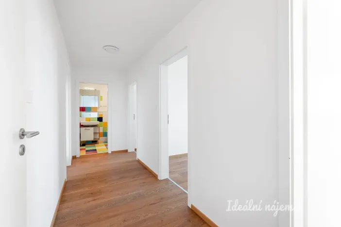 Pronájem bytu 4+kk, Horoměřice, Karla IV., 117 m2
