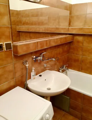 Pronájem bytu 2+kk, Praha, Devonská, 52 m2