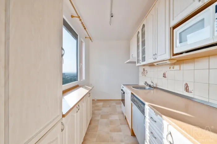 Prodej bytu 3+1, Sezimovo Ústí, náměstí Tomáše Bati, 54 m2