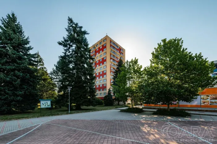 Prodej bytu 3+1, Sezimovo Ústí, náměstí Tomáše Bati, 54 m2