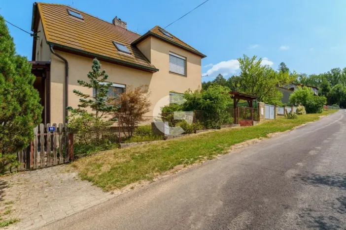 Prodej atypického bytu, Lukoveček, Ohrádky II, 185 m2