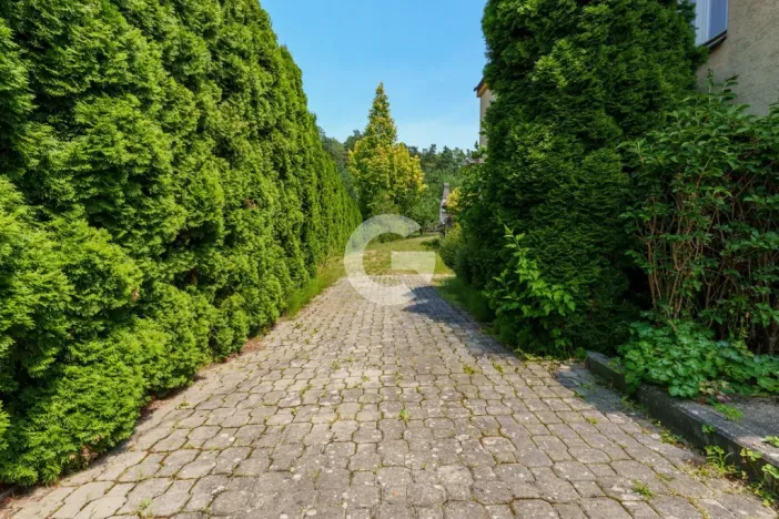 Prodej atypického bytu, Lukoveček, Ohrádky II, 185 m2