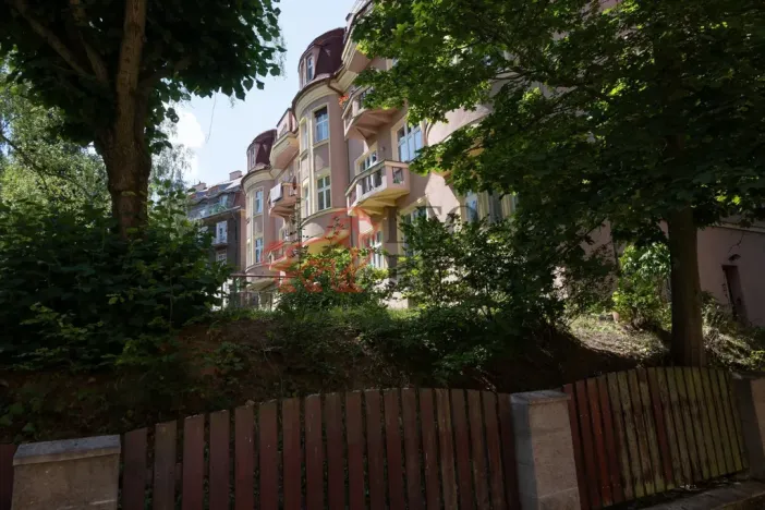 Prodej bytu 3+1, Karlovy Vary, Poděbradská, 101 m2