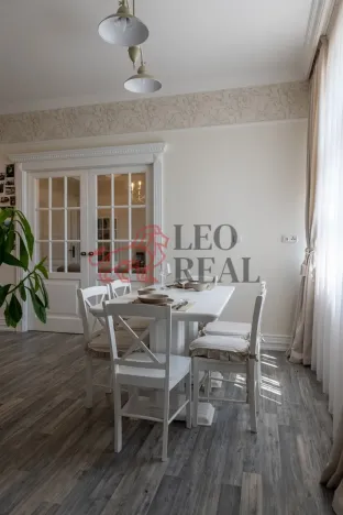 Prodej bytu 3+1, Karlovy Vary, Poděbradská, 101 m2