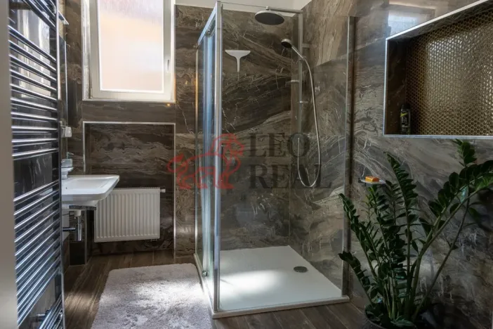 Prodej bytu 3+1, Karlovy Vary, Poděbradská, 101 m2