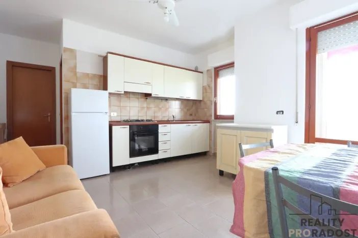 Prodej bytu 2+kk, Via V. Bellini,Villa Rosa,, 42 m2