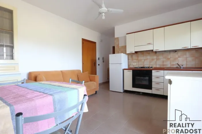 Prodej bytu 2+kk, Via V. Bellini,Villa Rosa,, 42 m2