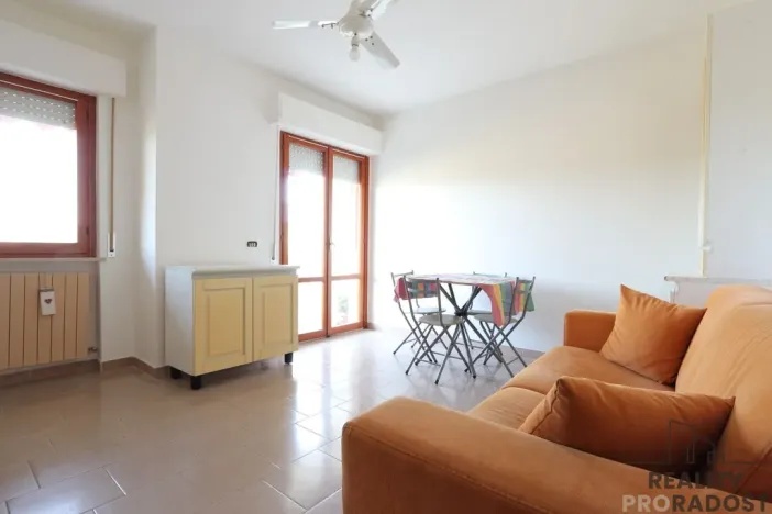 Prodej bytu 2+kk, Via V. Bellini,Villa Rosa,, 42 m2