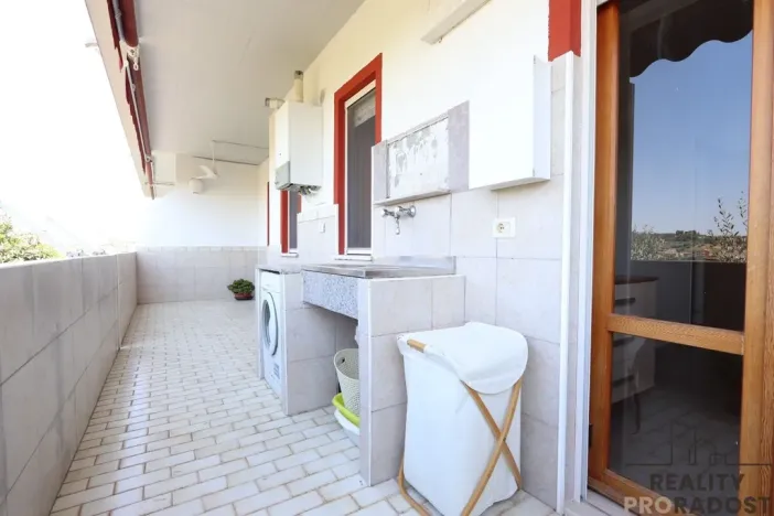 Prodej bytu 2+kk, Via V. Bellini,Villa Rosa,, 42 m2