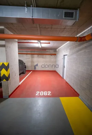 Pronájem bytu 2+kk, Praha, Pod stolovou horou, 57 m2
