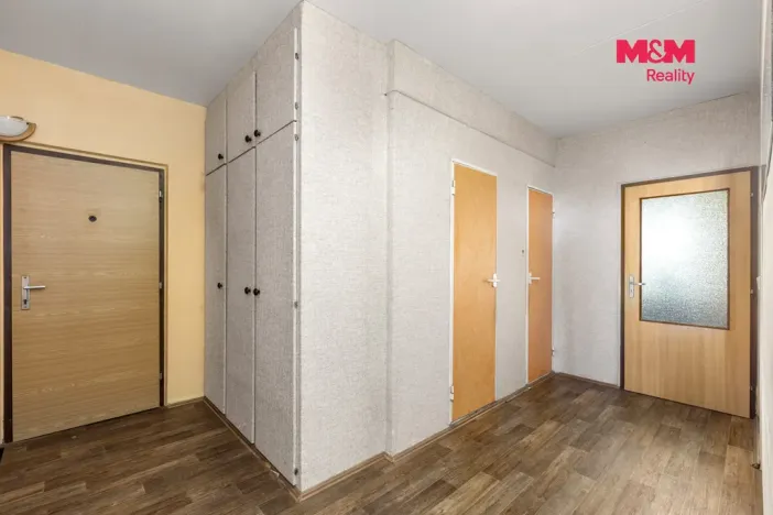 Prodej bytu 3+1, Pardubice - Polabiny, Lonkova, 97 m2