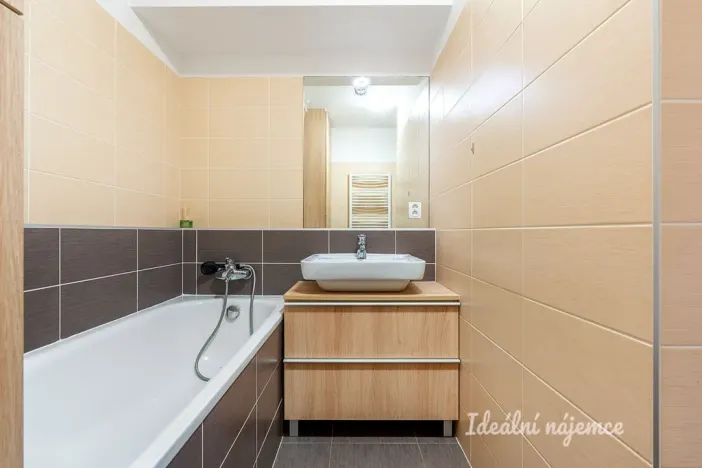 Pronájem bytu 3+kk, Jinočany, U potoka, 89 m2