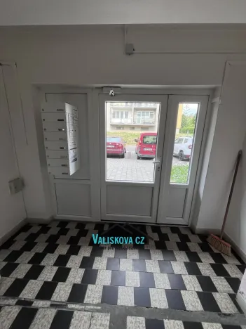 Prodej bytu 2+1, Kroměříž, Třasoňova, 58 m2