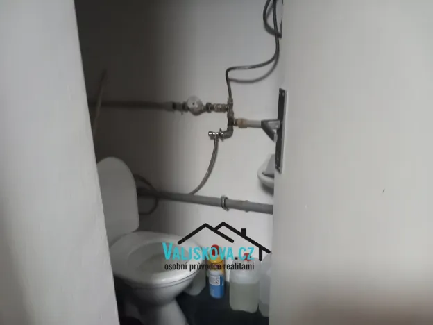 Pronájem obchodního prostoru, Kojetín, Masarykovo náměstí, 25 m2