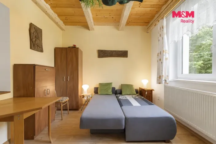 Prodej rodinného domu, Velké Karlovice, 245 m2