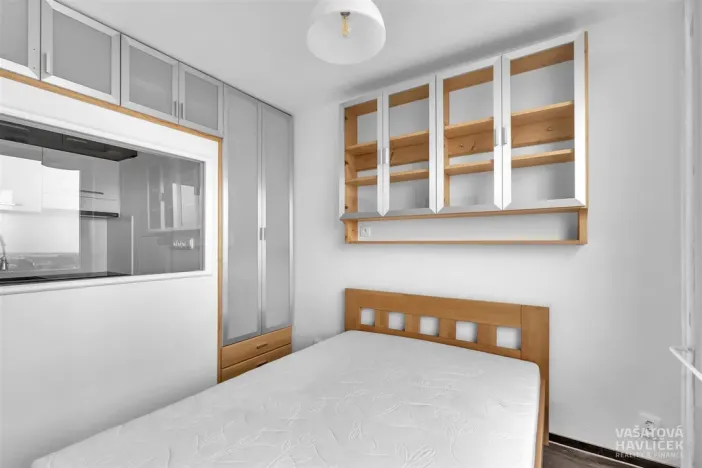 Pronájem bytu 2+kk, Hradec Králové, Veverkova, 36 m2