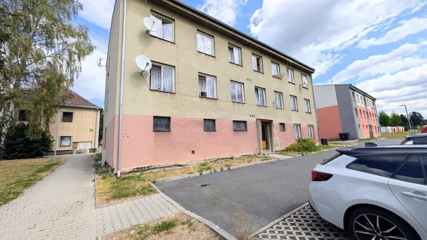 Pronájem bytu 3+1, Chodová Planá, sídliště Lučina, 73 m2
