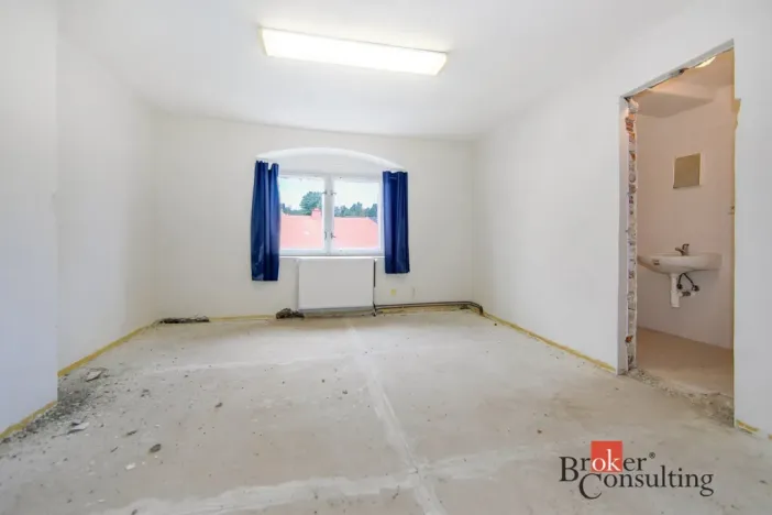 Prodej ubytování, Kovářská, nám. J. Švermy, 520 m2
