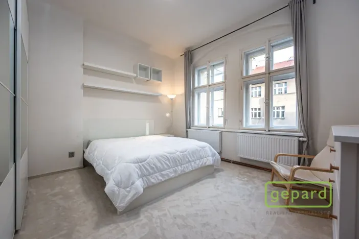 Pronájem bytu 2+kk, Praha - Smíchov, Grafická, 54 m2