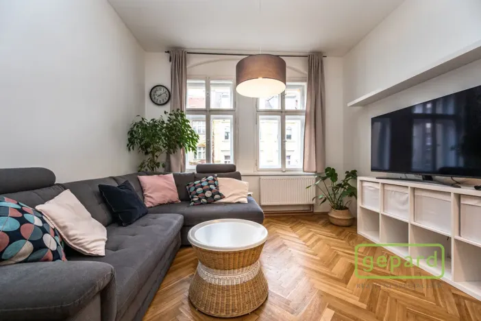 Pronájem bytu 2+kk, Praha - Smíchov, Grafická, 54 m2