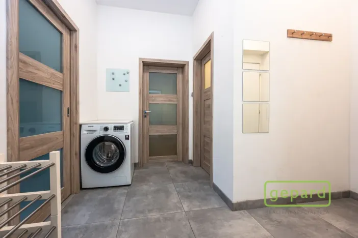 Pronájem bytu 2+kk, Praha - Smíchov, Grafická, 54 m2