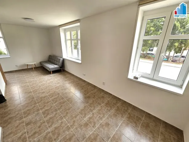 Prodej bytu 1+kk, Klatovy - Luby, 34 m2