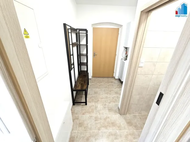 Prodej bytu 1+kk, Klatovy - Luby, 34 m2