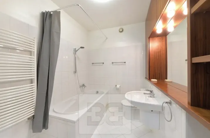 Pronájem bytu 4+kk, Praha - Vokovice, Irská, 153 m2