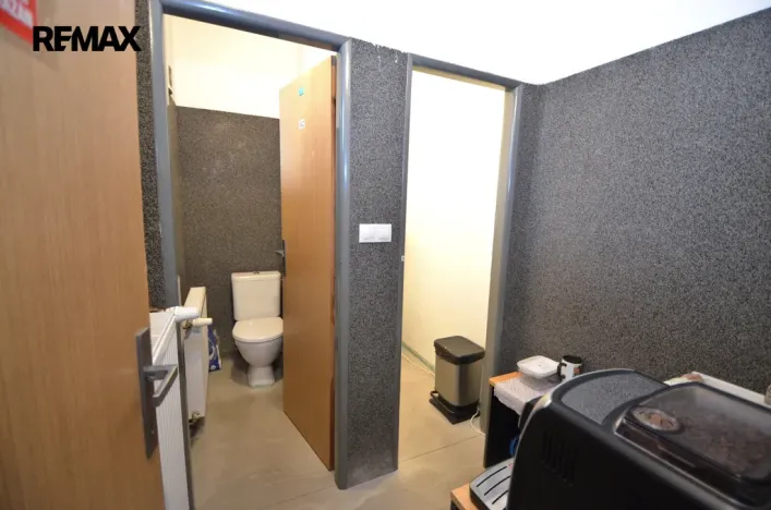 Pronájem kanceláře, Velká Bystřice, Nádražní I, 75 m2