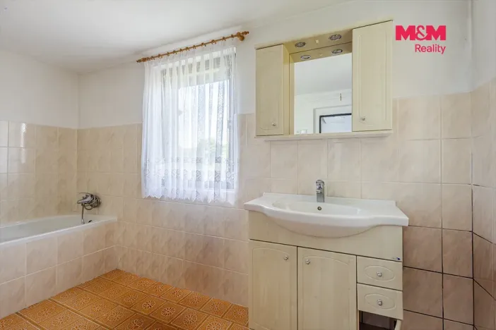 Prodej rodinného domu, Krásná Lípa - Zahrady, 200 m2