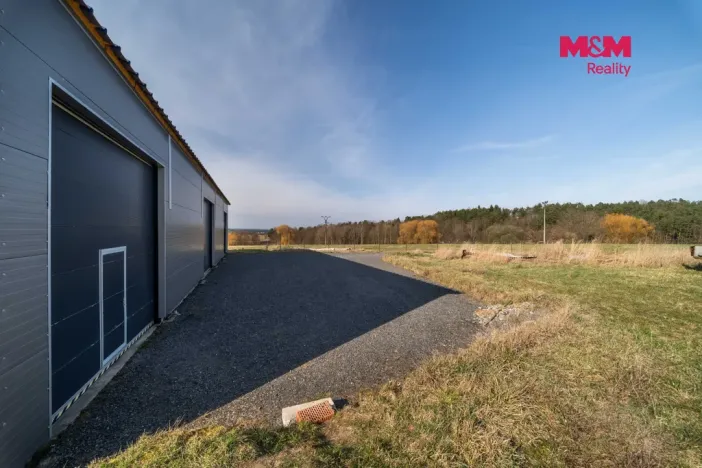 Pronájem skladu, Chlumčany, 400 m2
