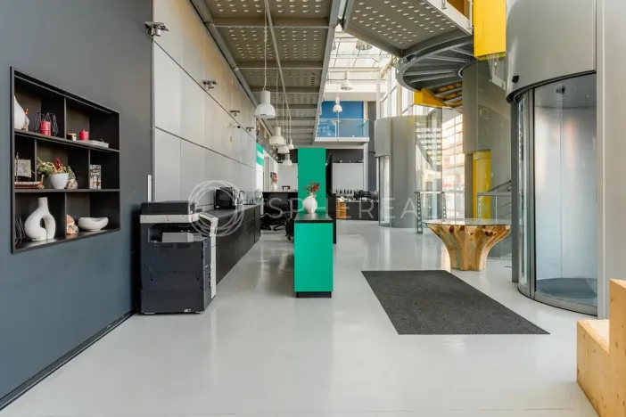 Pronájem obchodního prostoru, Brno - Zábrdovice, Plynárenská, 1000 m2