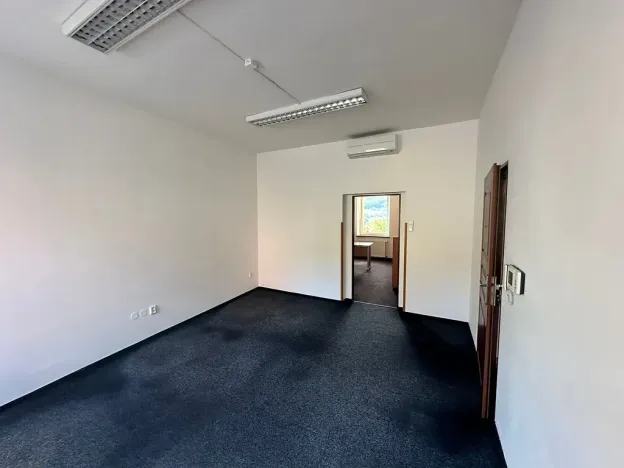 Pronájem obchodního prostoru, Děčín, Kamenická, 34 m2