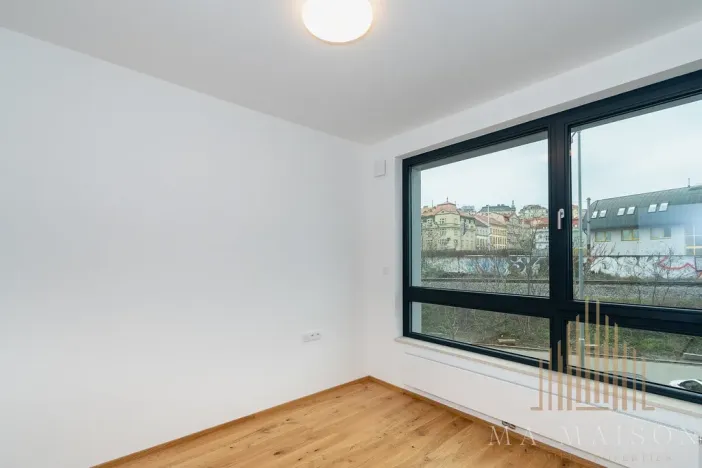 Pronájem bytu 2+kk, Praha - Nusle, Závišova, 42 m2