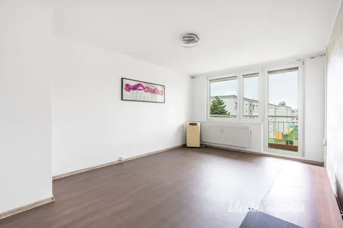 Pronájem bytu 3+1, Praha - Kobylisy, Chotovická, 71 m2