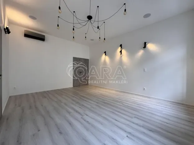 Pronájem bytu 2+1, Praha - Vinohrady, Vocelova, 83 m2