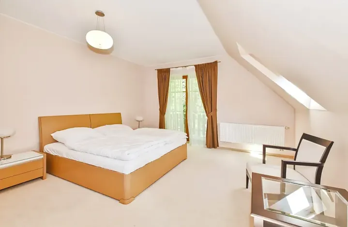 Prodej rodinného domu, Karlovy Vary, Slovenská, 162 m2