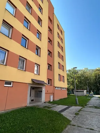 Pronájem bytu 2+kk, České Budějovice, Průběžná, 42 m2