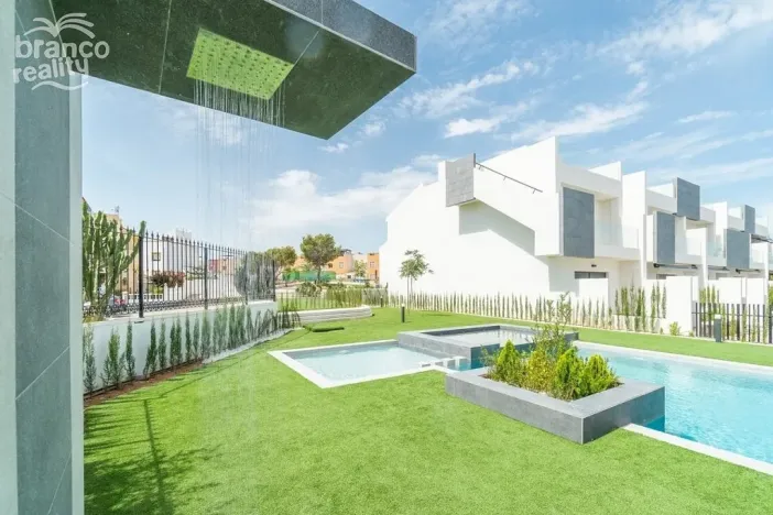 Prodej rodinného domu, Torrevieja, Alicante, Španělsko, 74 m2