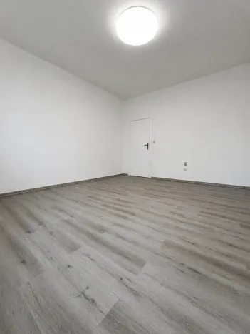 Pronájem bytu 3+1, Cheb, Karlova, 78 m2