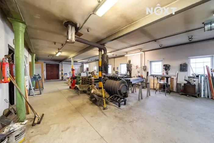Pronájem výrobních prostor, Boršov nad Vltavou, 400 m2