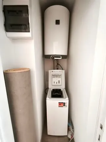 Pronájem bytu 1+kk, Praha - Střešovice, Parléřova, 38 m2