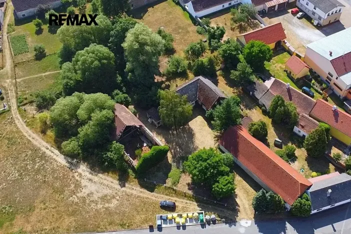Prodej pozemku pro bydlení, Svéradice, 2388 m2