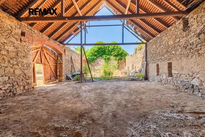 Prodej pozemku pro bydlení, Svéradice, 2388 m2