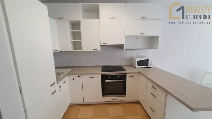 Pronájem bytu 2+kk, Častolovice, U Konopáče, 72 m2