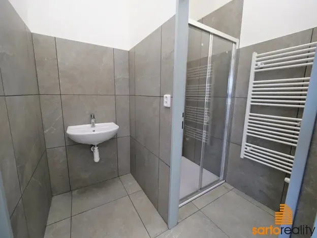 Pronájem skladu, Ústí nad Labem, Žižkova, 420 m2