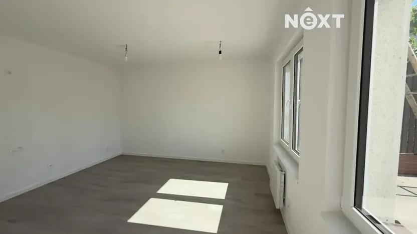 Prodej bytu 1+kk, Praha - Horní Počernice, Mečovská, 25 m2