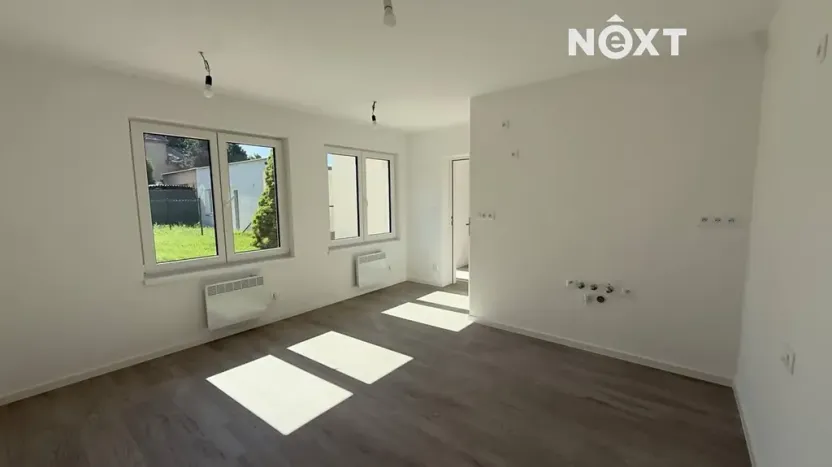 Prodej bytu 1+kk, Praha - Horní Počernice, Mečovská, 25 m2